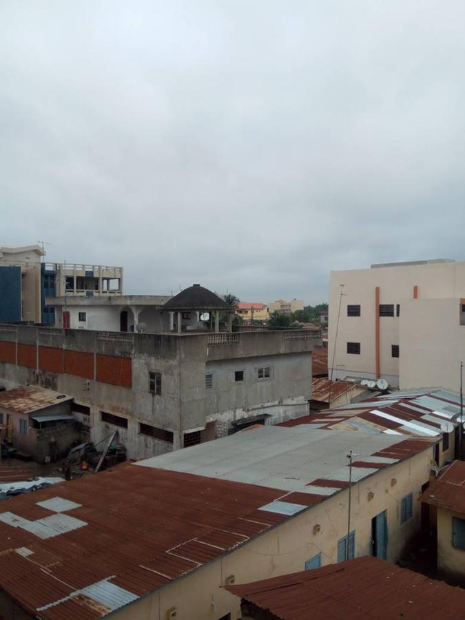 Chez Olivia Olivier Bed & Breakfast Cotonou Eksteriør bilde